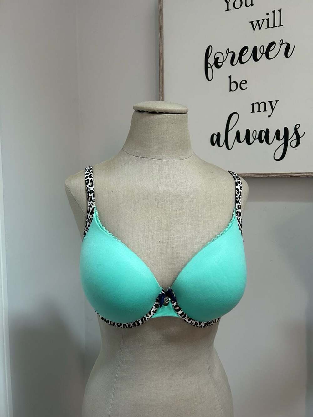 Victoria's Secret Body by Victoria Bra